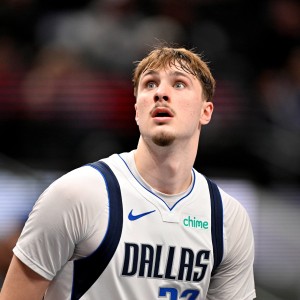 天天盈球官网-弗拉格谈快船球迷喊他“被高估”：高中就见过这种场面 有点怀念