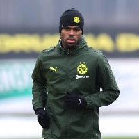 罗马诺：楚克乌梅卡已经抵达多特蒙德，将在周一进行体检